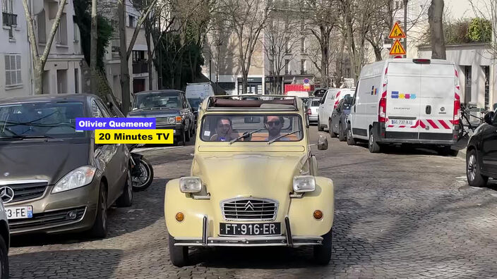 Une visite de Paris en 2 cv 2