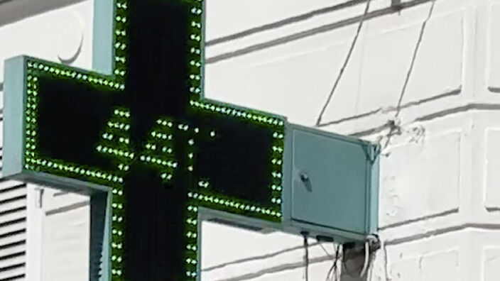 Mais d'où vient la température des croix de pharmacies ?